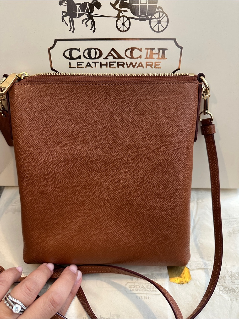Coach crossbody - Picture 4 of 4